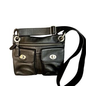 Danier Black Leather Crossbody with Double Front Pockets
